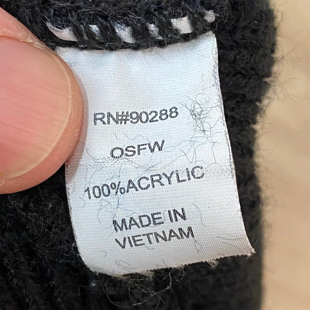 Kids Adidas Black‎ Beanie Hat Gold Logo OSFW Acrylic